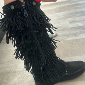 Minnetonka Black Fringe Boots